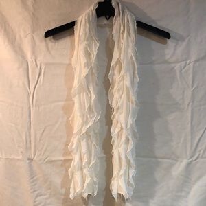 🧣Bundle 3 scarves and save! Creamy white scarf